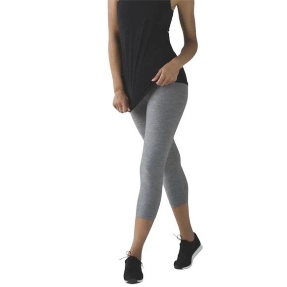 Lululemon Wunder Under Crop Leggings Heathered Slate Gray Mid Rise Size 4 Yoga - Picture 1 of 10